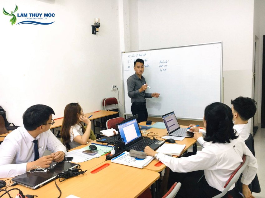 lLâm Thủy Mộc Huế đào tạo chuyên viên tư vấn BĐS