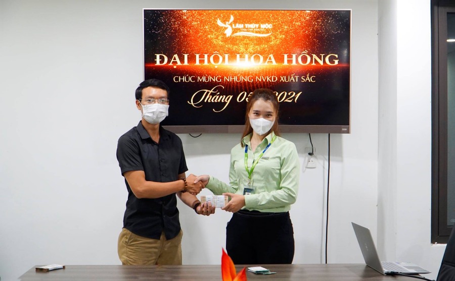 Đại hội hoa hồng tháng 5 tại Lâm Thủy Mộc