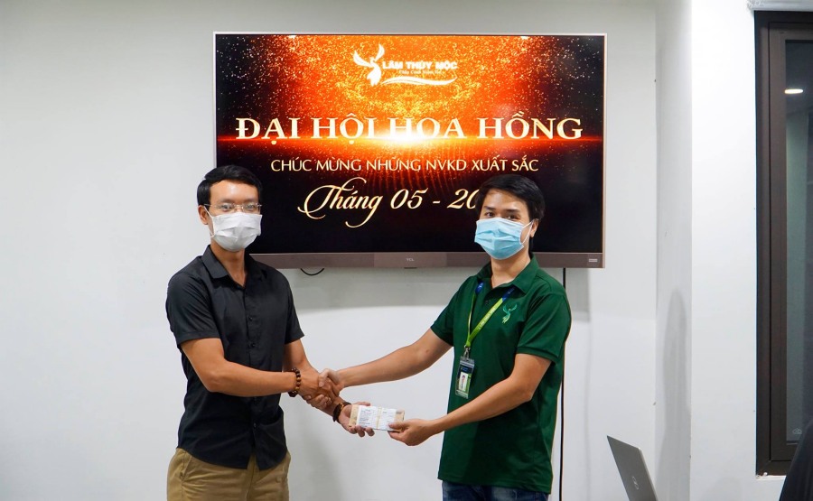 Đại hội hoa hồng tháng 5 tại Lâm Thủy Mộc