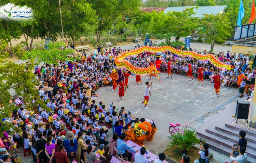Mang tết trung thu đến với trẻ em xã Tam Đảo